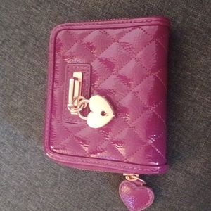 Lock and key heart wallet
